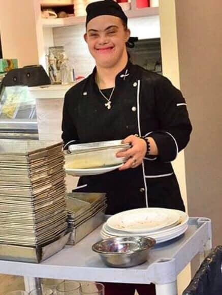 54225110 2354759338081078 4281105980541894656 n